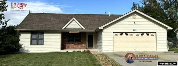 2010 E J ST, TORRINGTON, WY 82240 - Image 1