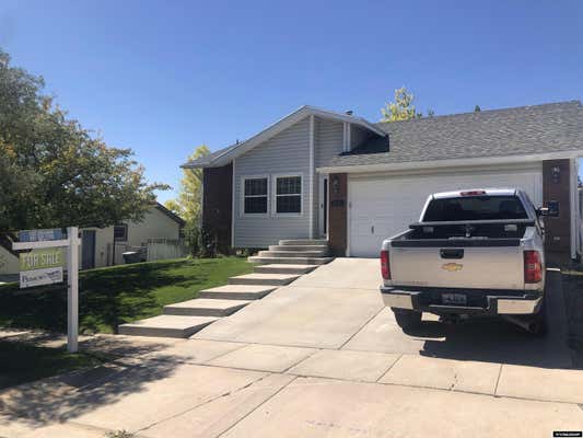 613 GARNER AVE, EVANSTON, WY 82930 - Image 1