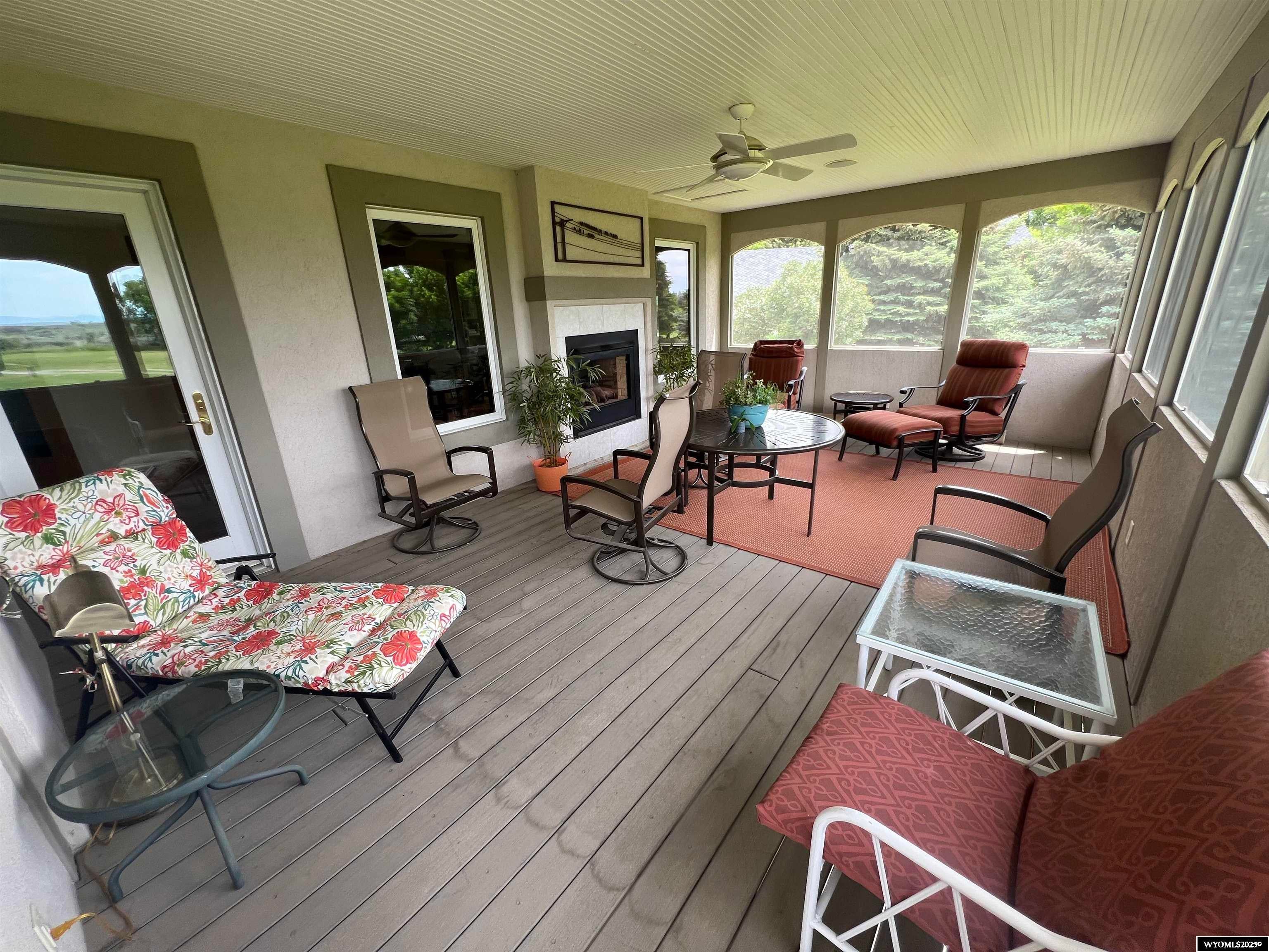 Riverton, Wyoming, 82501, United States, 5 Bedrooms Bedrooms, ,5 BathroomsBathrooms,Residential,Active,1859348