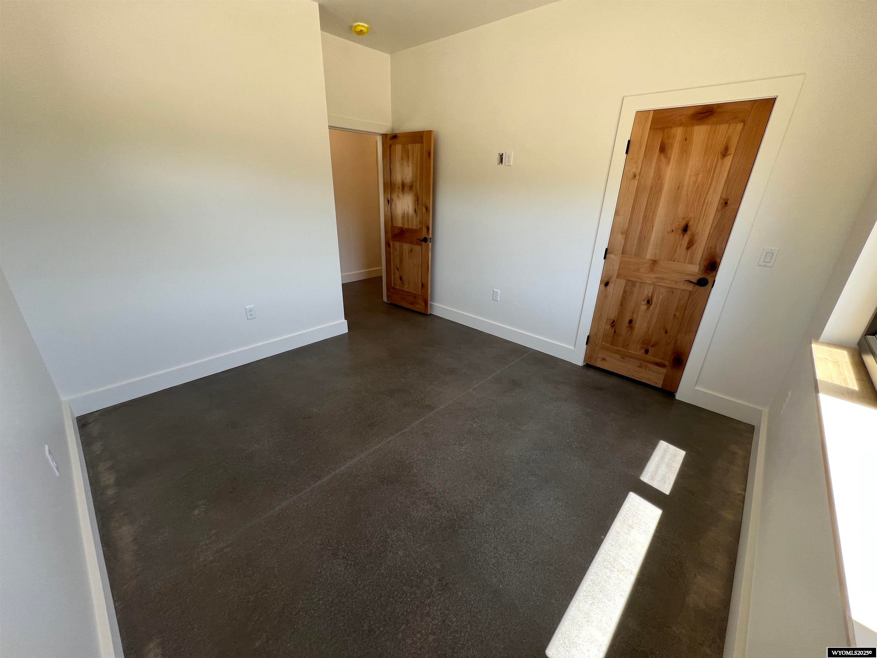 Lander, Wyoming, 82520, United States, 5 Bedrooms Bedrooms, ,3 BathroomsBathrooms,Residential,Active,1871269