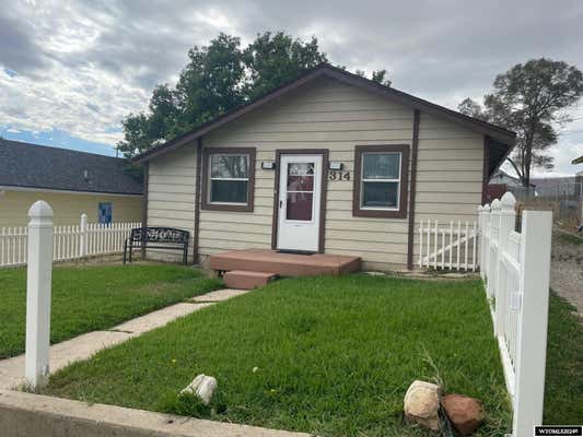 314 E PINE ST, RAWLINS, WY 82301 - Image 1