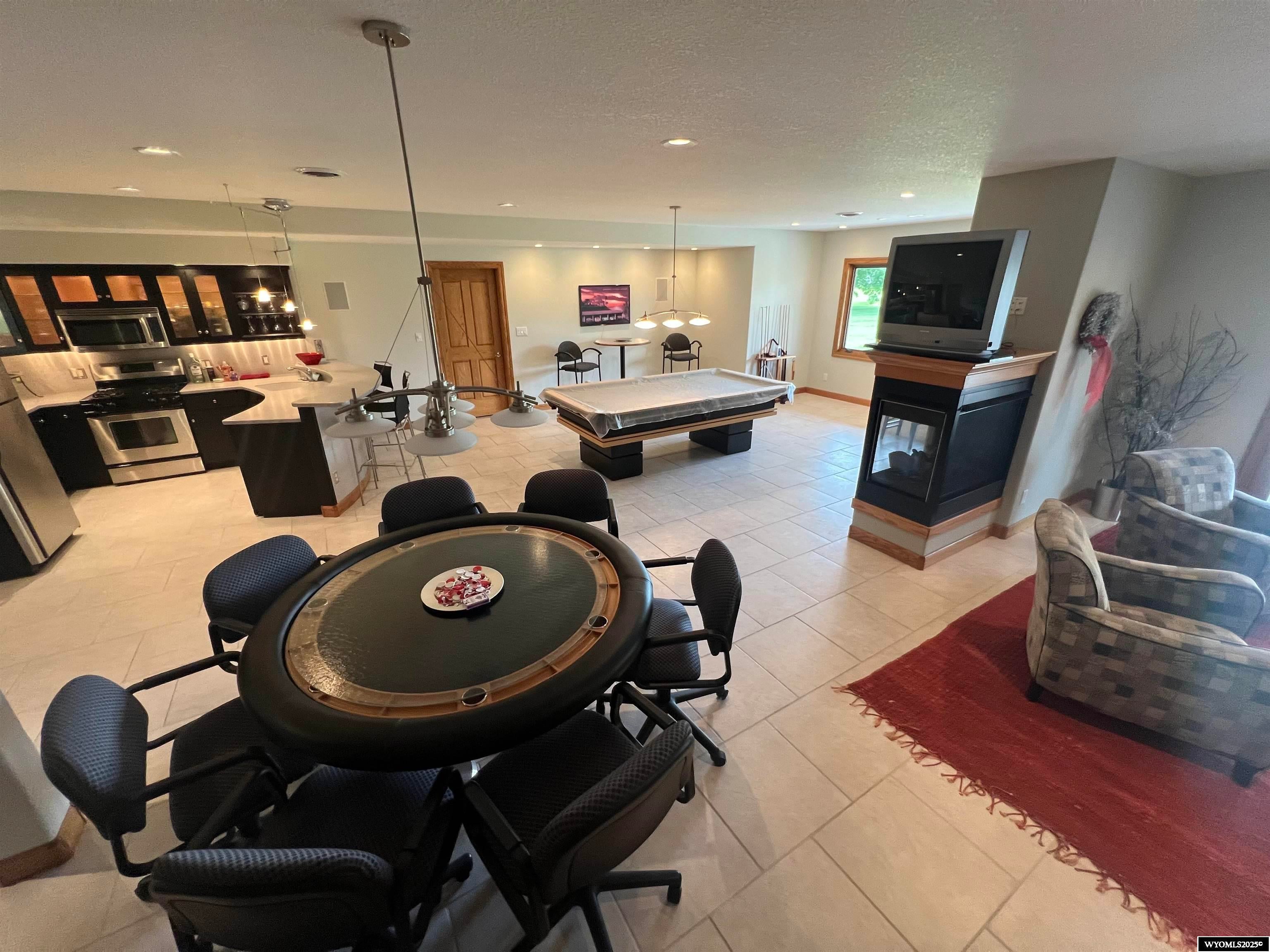 Riverton, Wyoming, 82501, United States, 5 Bedrooms Bedrooms, ,5 BathroomsBathrooms,Residential,Active,1859348