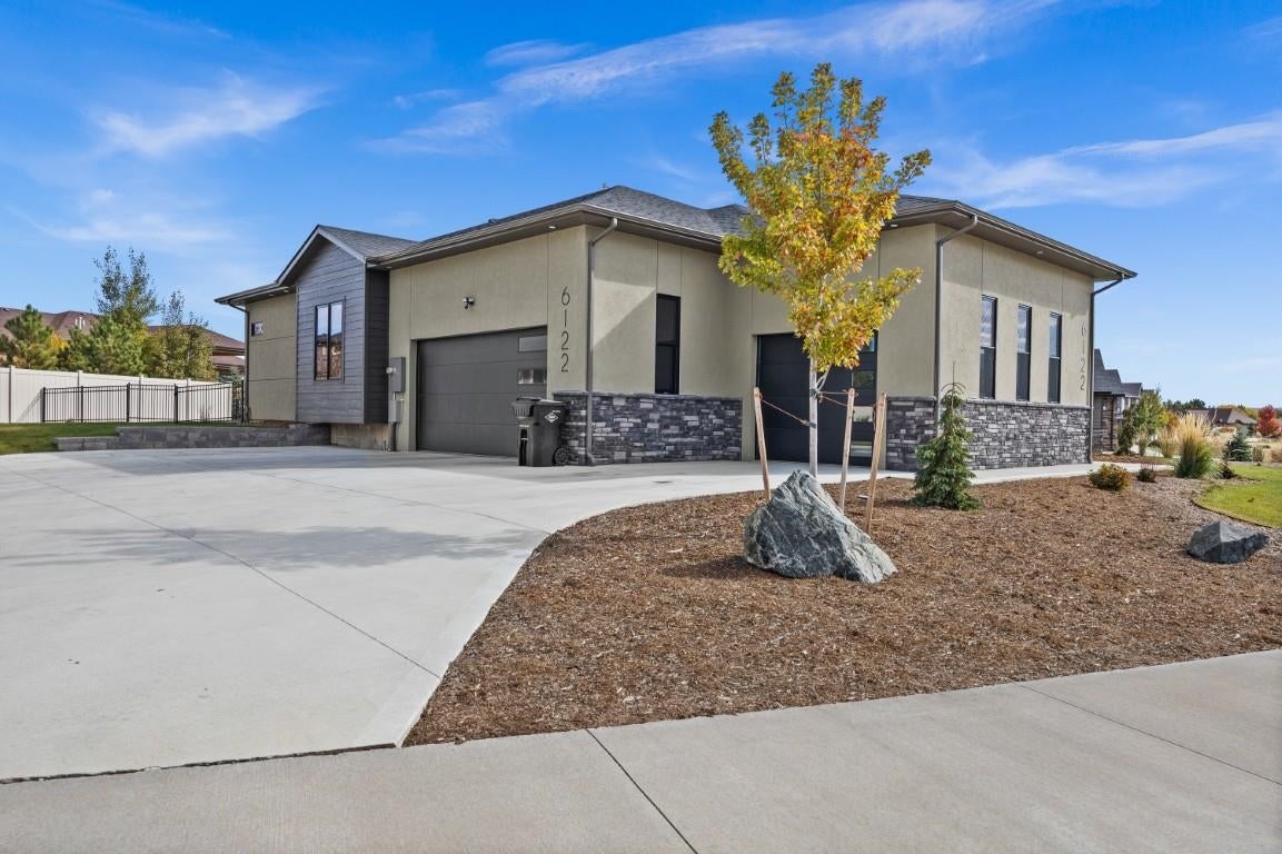 Casper, Wyoming, 82604, United States, 5 Bedrooms Bedrooms, ,4 BathroomsBathrooms,Residential,Active,2027065