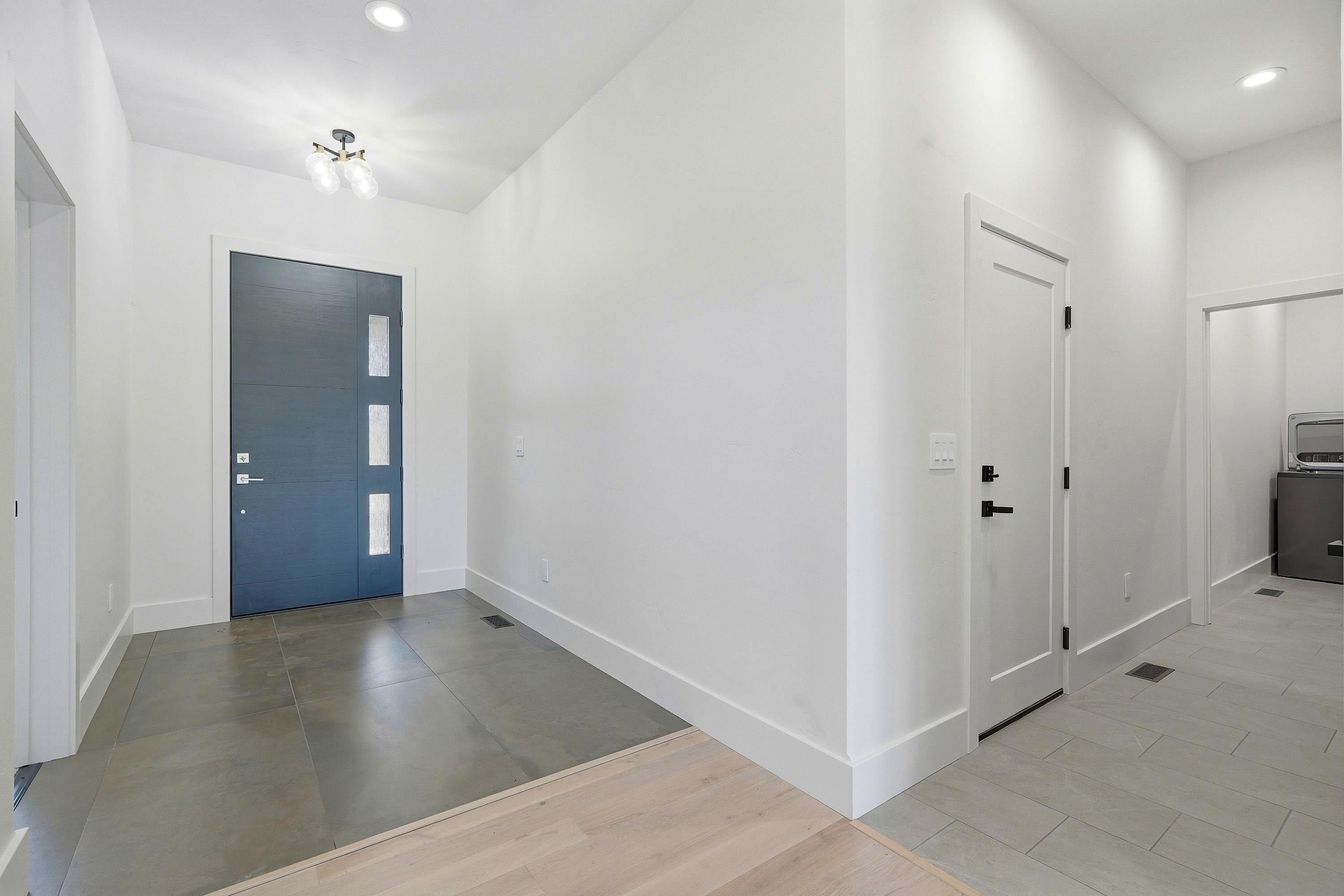 Casper, Wyoming, 82604, United States, 5 Bedrooms Bedrooms, ,4 BathroomsBathrooms,Residential,Active,2027065