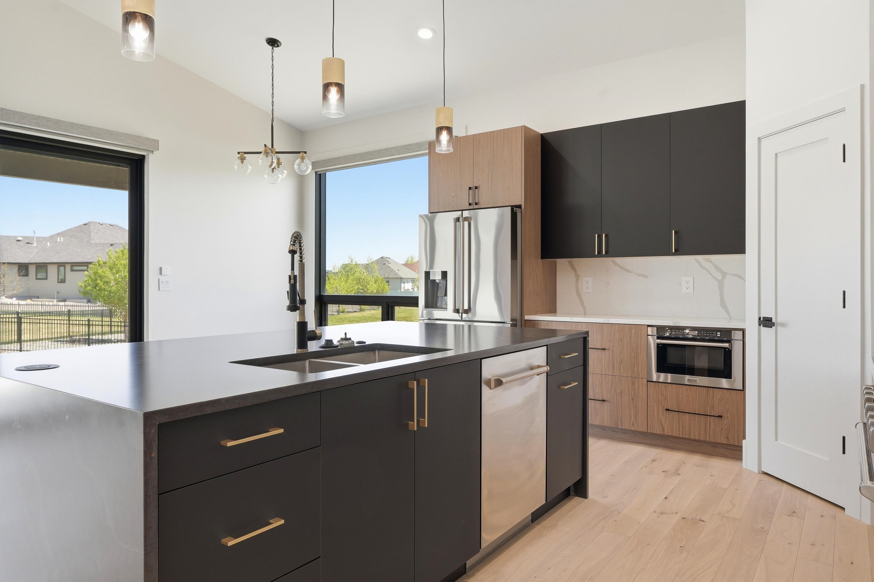 Casper, Wyoming, 82604, United States, 5 Bedrooms Bedrooms, ,4 BathroomsBathrooms,Residential,Active,2027065