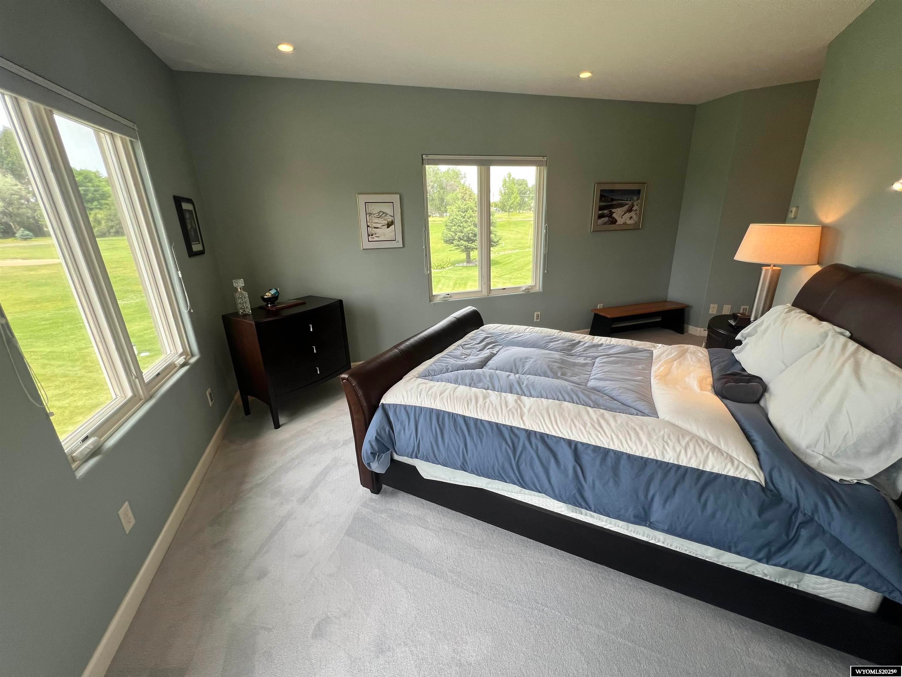 Riverton, Wyoming, 82501, United States, 5 Bedrooms Bedrooms, ,5 BathroomsBathrooms,Residential,Active,1859348