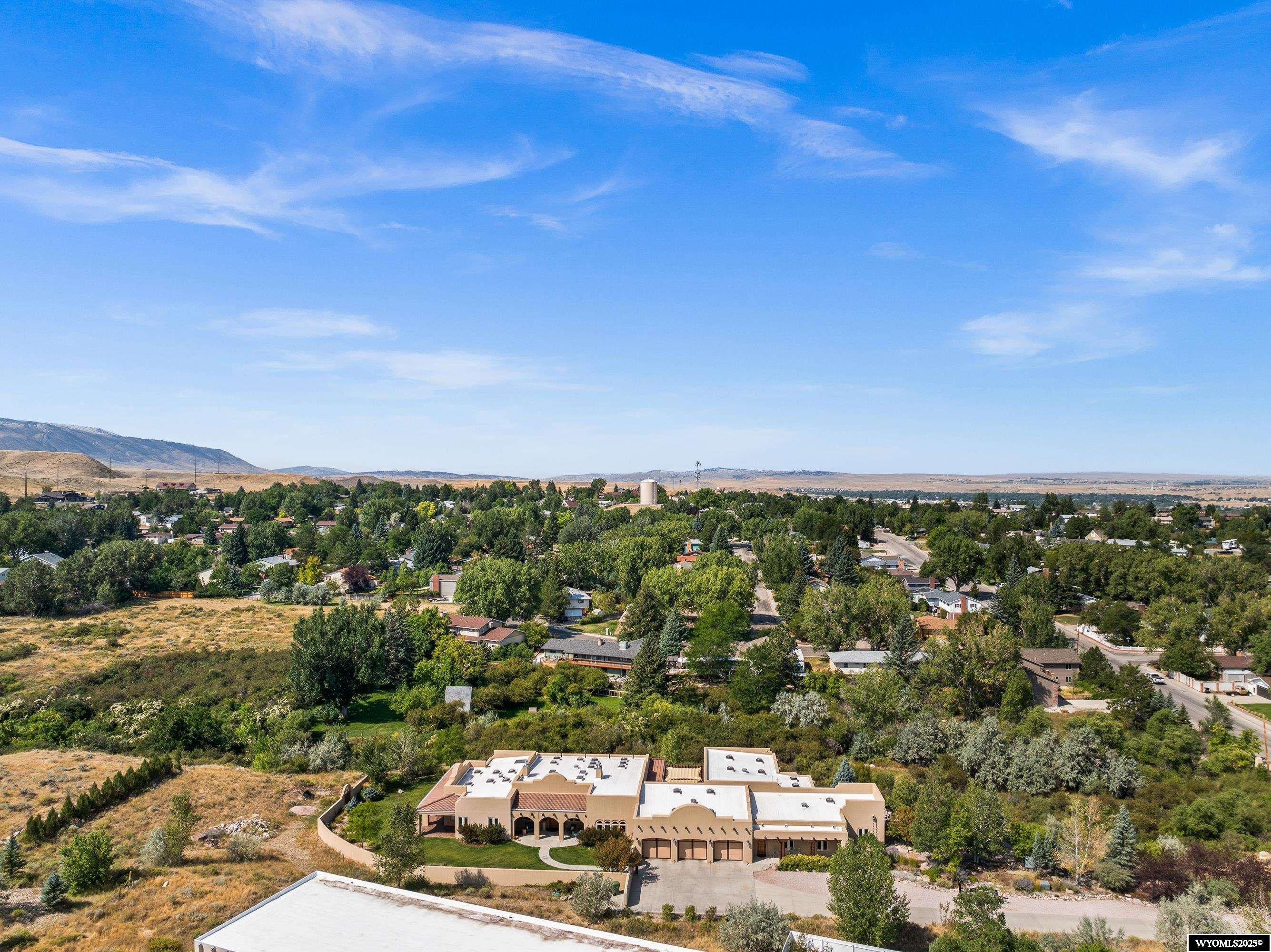 Casper, Wyoming, 82604, United States, 4 Bedrooms Bedrooms, ,5 BathroomsBathrooms,Residential,Active,1905367