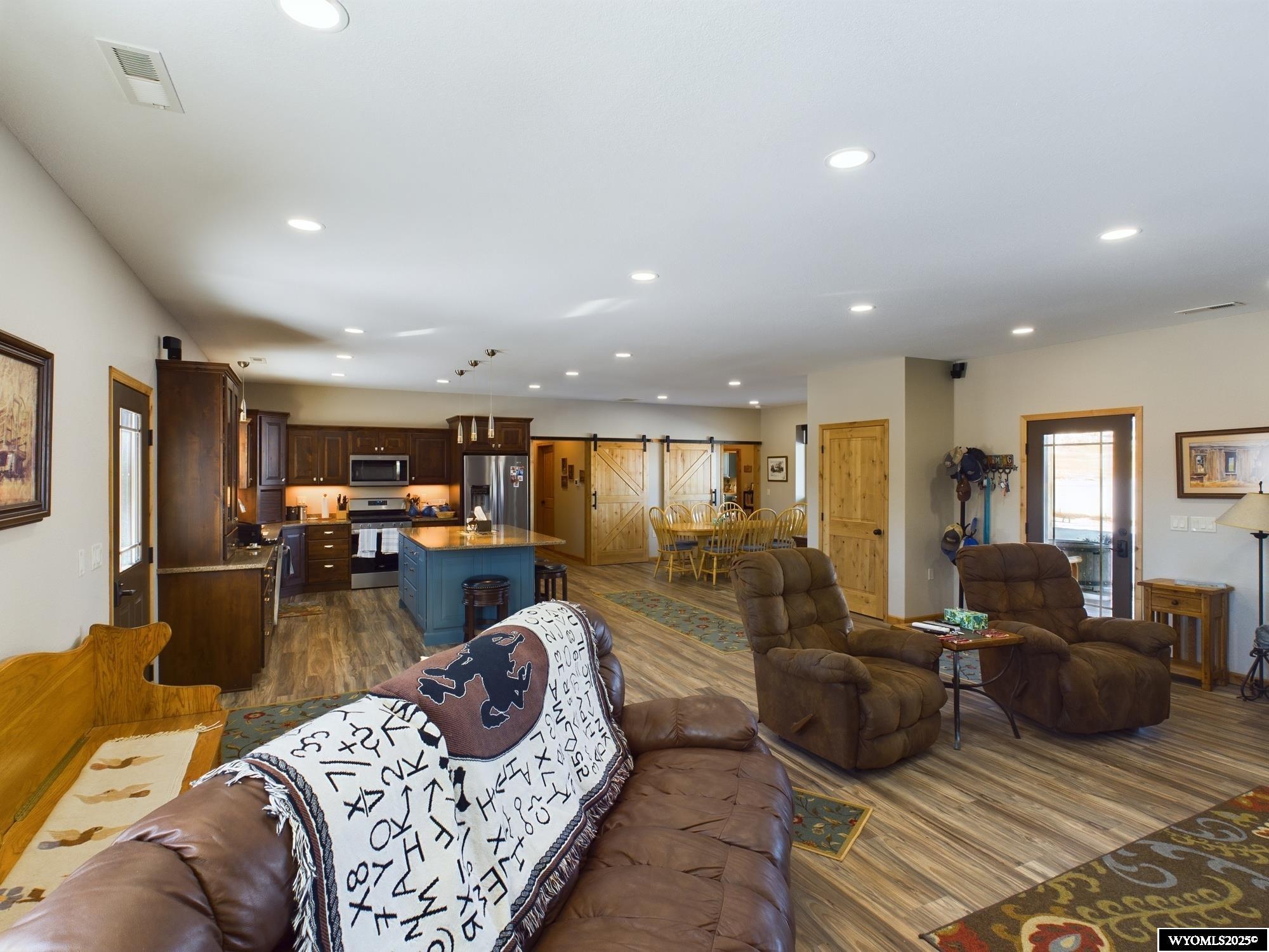 Buffalo, Wyoming, 82834, United States, ,2 BathroomsBathrooms,Residential,Active,1715420