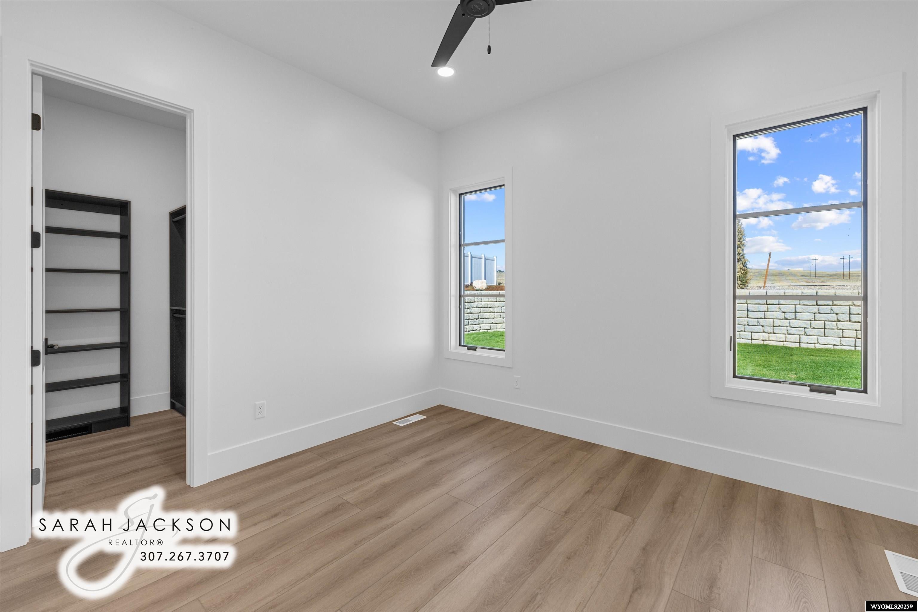 Casper, Wyoming, 82604, United States, 4 Bedrooms Bedrooms, ,5 BathroomsBathrooms,Residential,Active,1953987