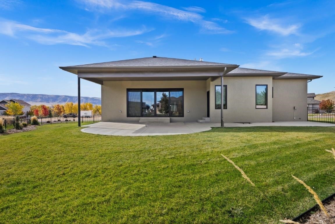 Casper, Wyoming, 82604, United States, 5 Bedrooms Bedrooms, ,4 BathroomsBathrooms,Residential,Active,2027065