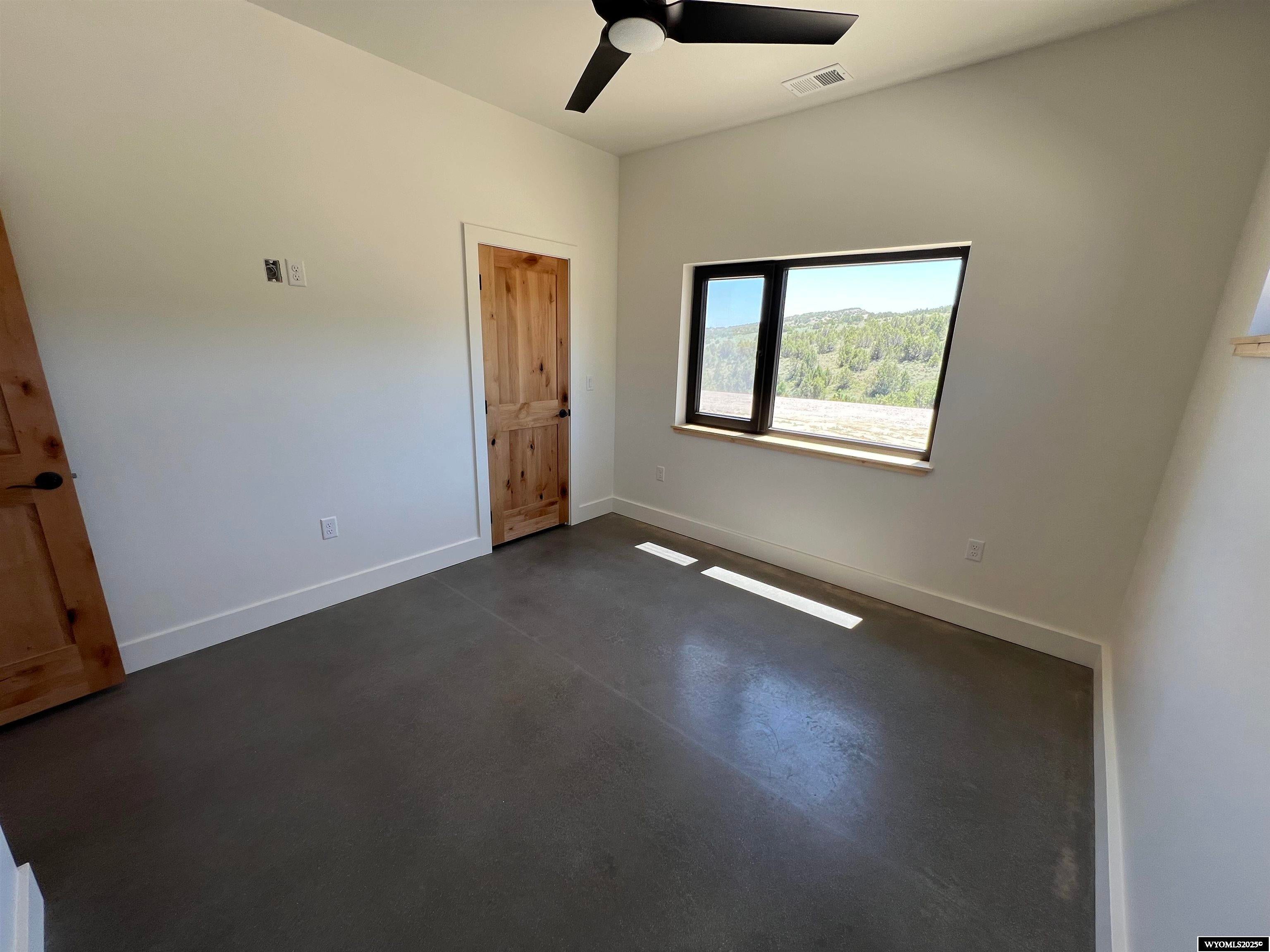 Lander, Wyoming, 82520, United States, 5 Bedrooms Bedrooms, ,3 BathroomsBathrooms,Residential,Active,1871269