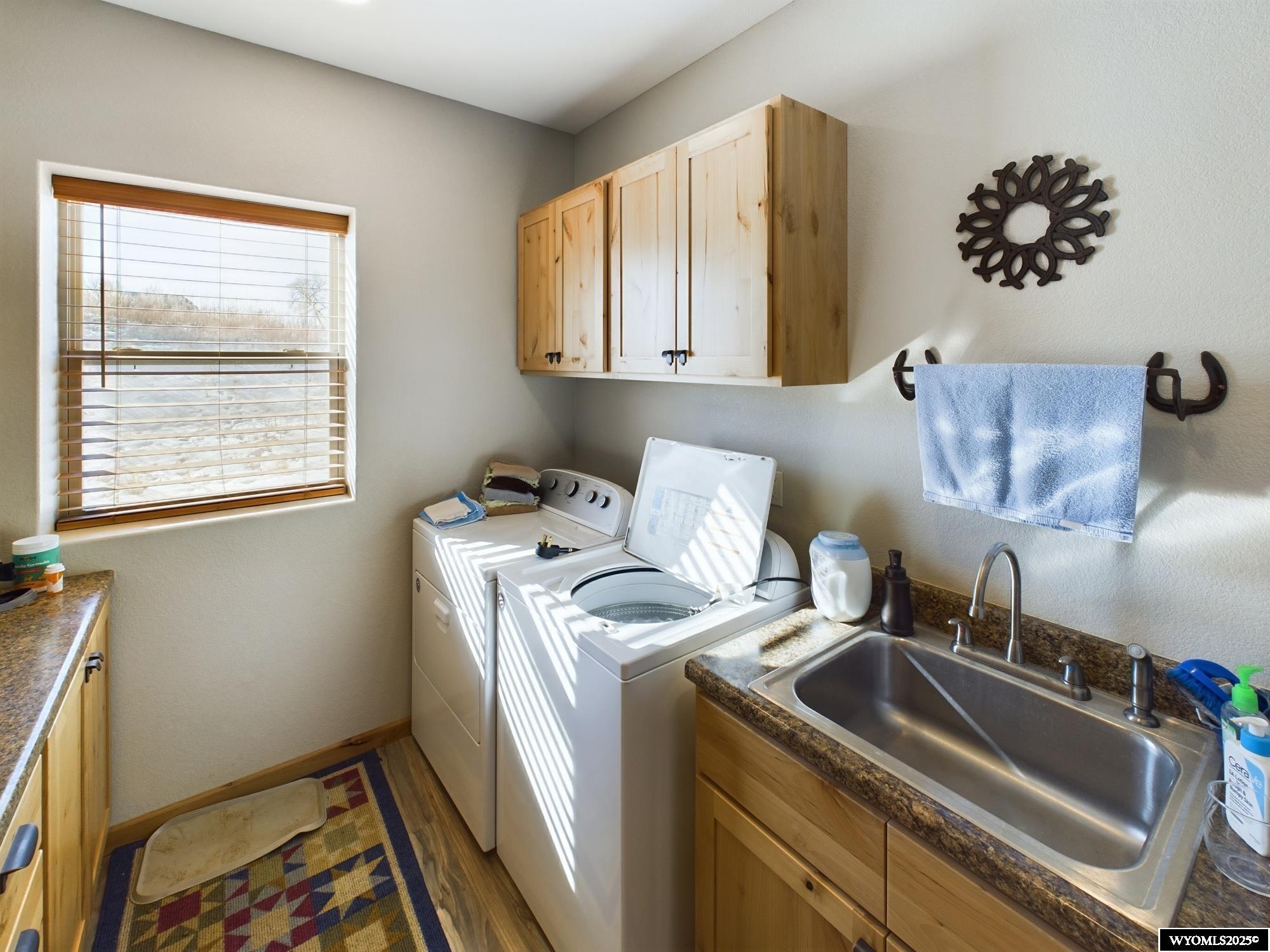 Buffalo, Wyoming, 82834, United States, ,2 BathroomsBathrooms,Residential,Active,1715420