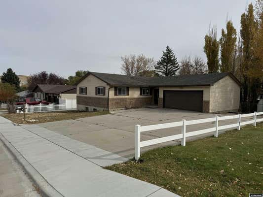 530 KNOTTY PINE ST, GREEN RIVER, WY 82935 - Image 1