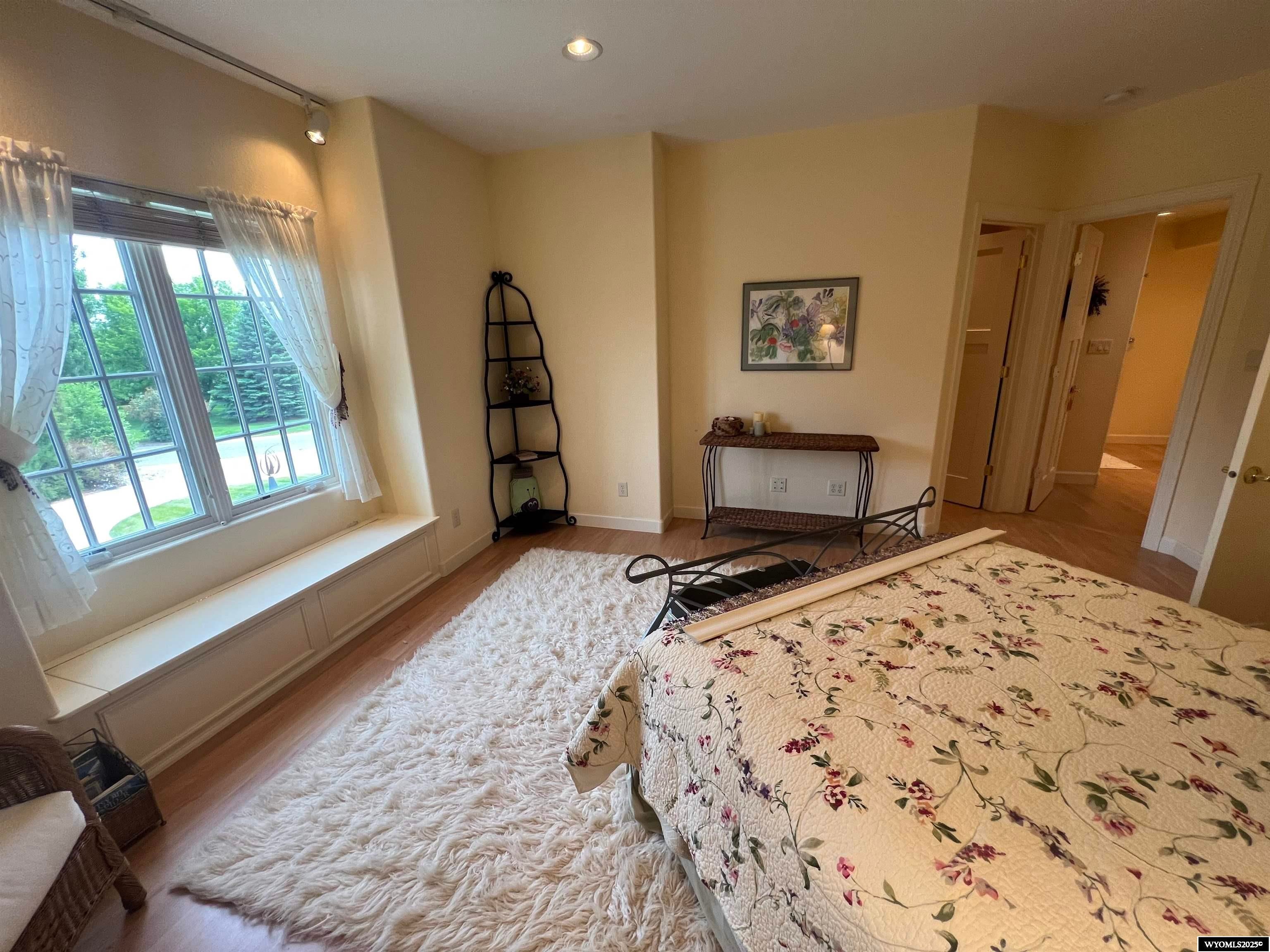 Riverton, Wyoming, 82501, United States, 5 Bedrooms Bedrooms, ,5 BathroomsBathrooms,Residential,Active,1859348