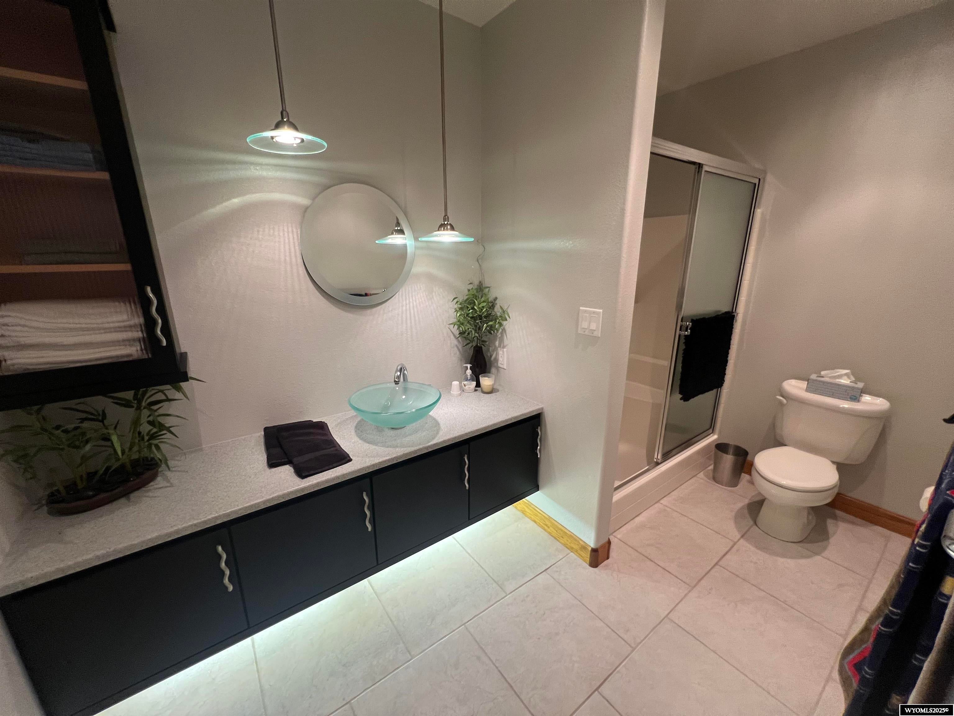 Riverton, Wyoming, 82501, United States, 5 Bedrooms Bedrooms, ,5 BathroomsBathrooms,Residential,Active,1859348