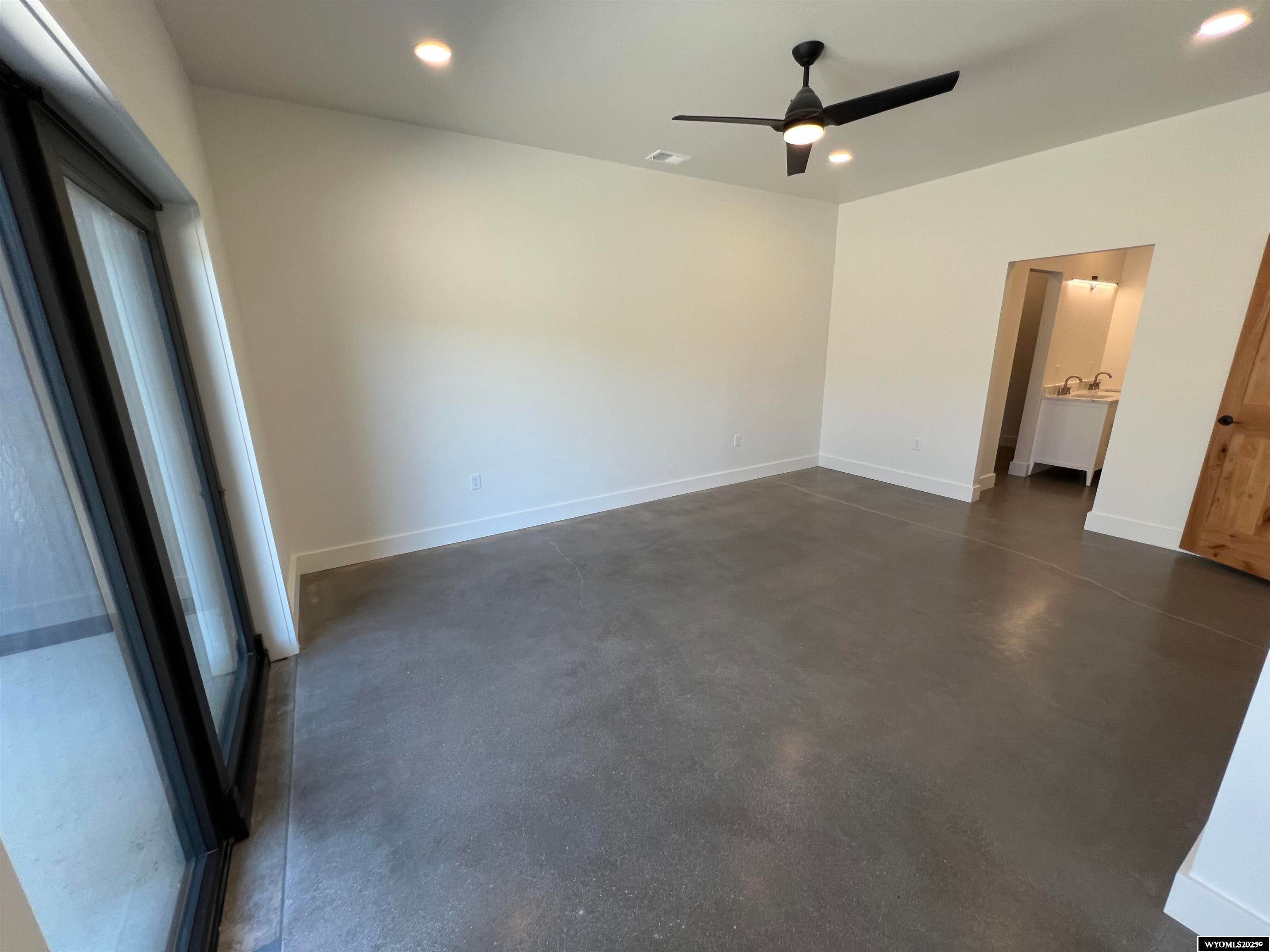 Lander, Wyoming, 82520, United States, 5 Bedrooms Bedrooms, ,3 BathroomsBathrooms,Residential,Active,1871269