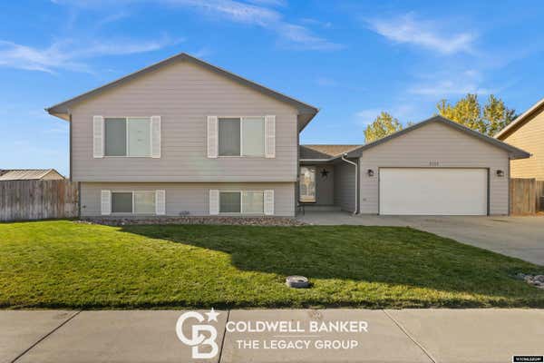 2111 SIOUX TRL, BAR NUNN, WY 82601 - Image 1