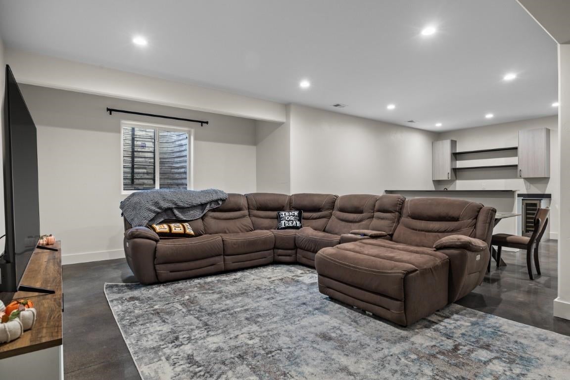 Casper, Wyoming, 82604, United States, 5 Bedrooms Bedrooms, ,4 BathroomsBathrooms,Residential,Active,2027065