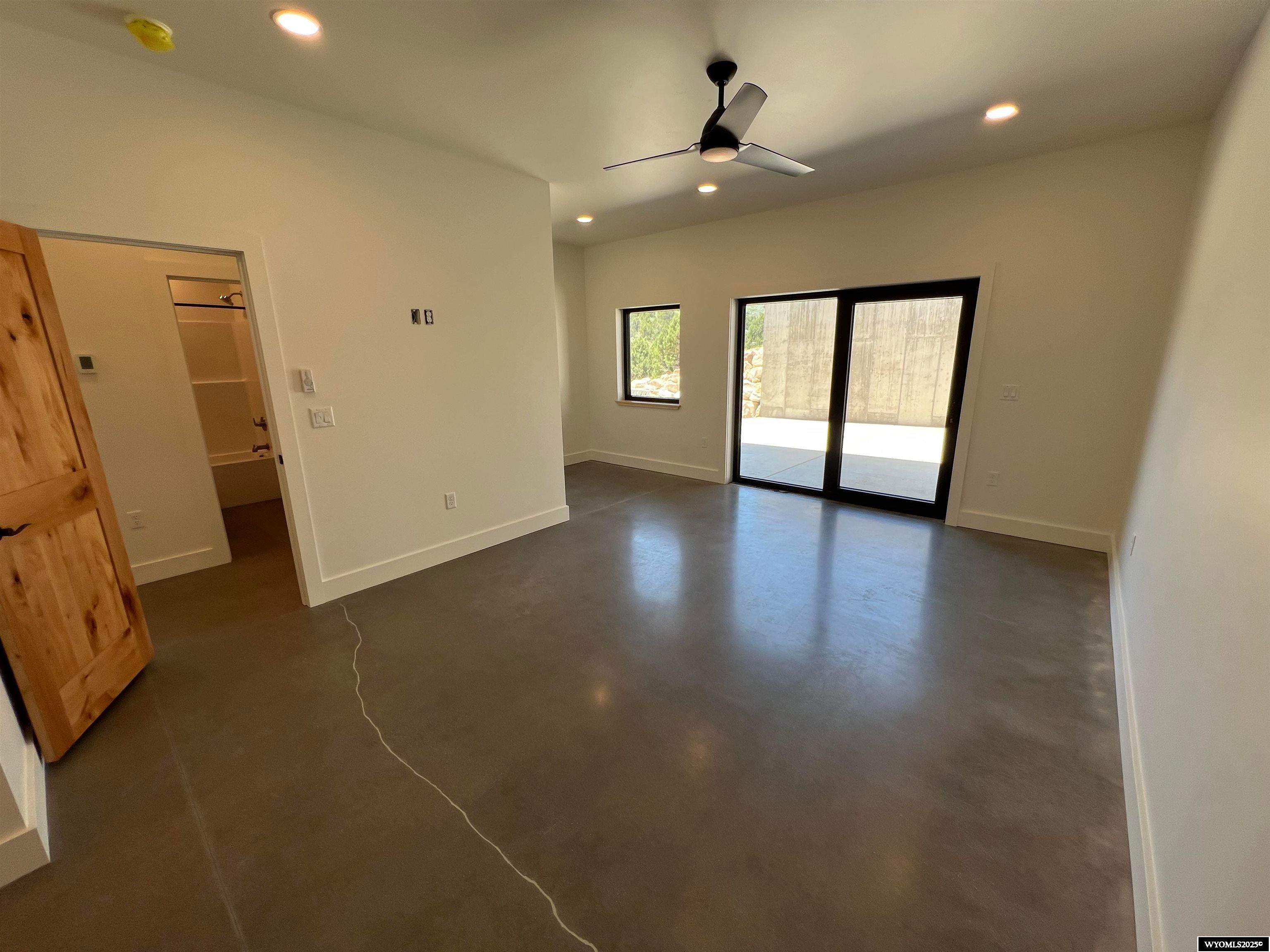 Lander, Wyoming, 82520, United States, 5 Bedrooms Bedrooms, ,3 BathroomsBathrooms,Residential,Active,1871269