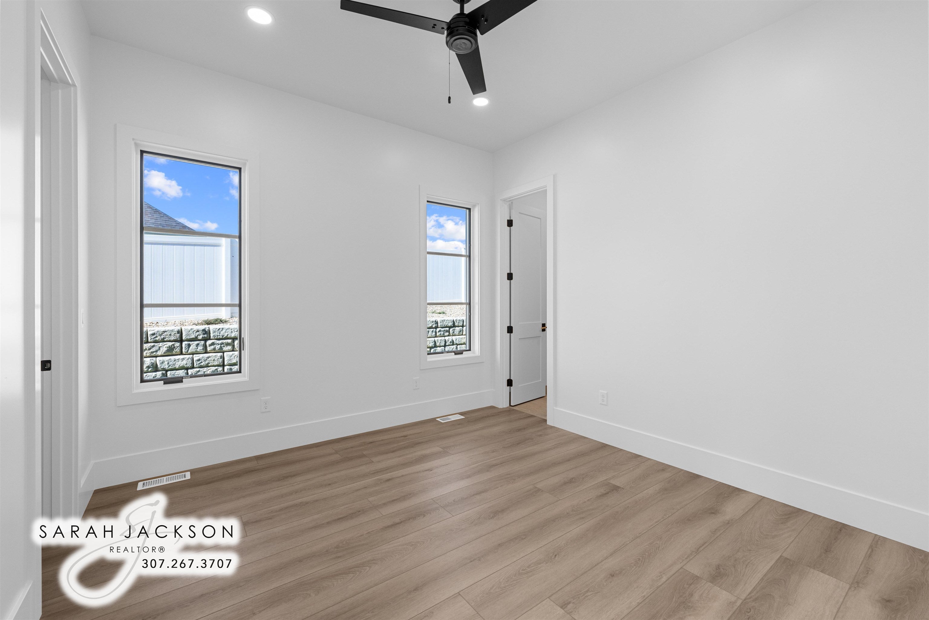 Casper, Wyoming, 82604, United States, 4 Bedrooms Bedrooms, ,5 BathroomsBathrooms,Residential,Active,2008685