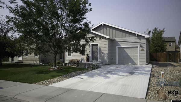 890 S 3RD AVE, MILLS, WY 82644 - Image 1