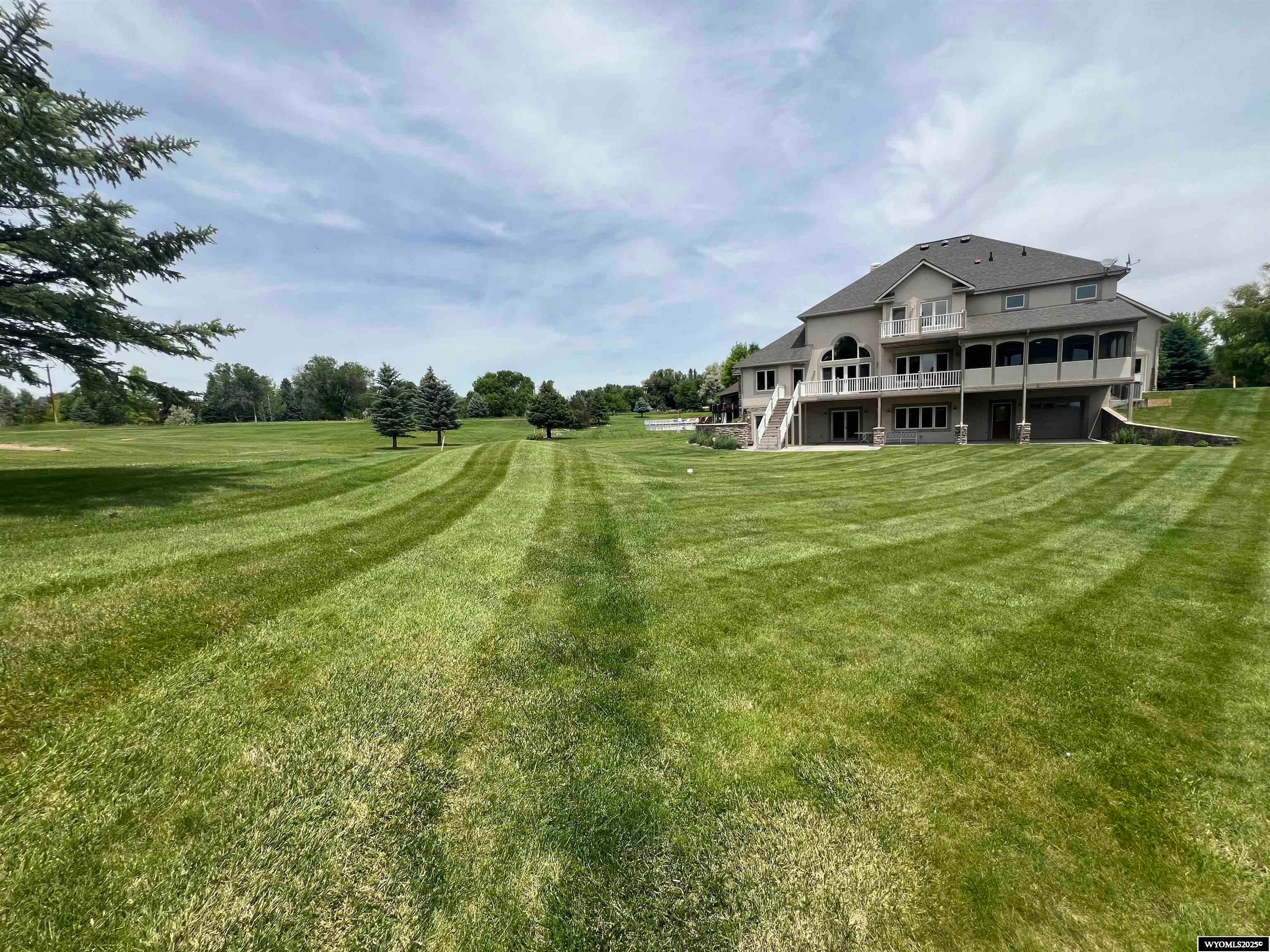 Riverton, Wyoming, 82501, United States, 5 Bedrooms Bedrooms, ,5 BathroomsBathrooms,Residential,Active,1859348