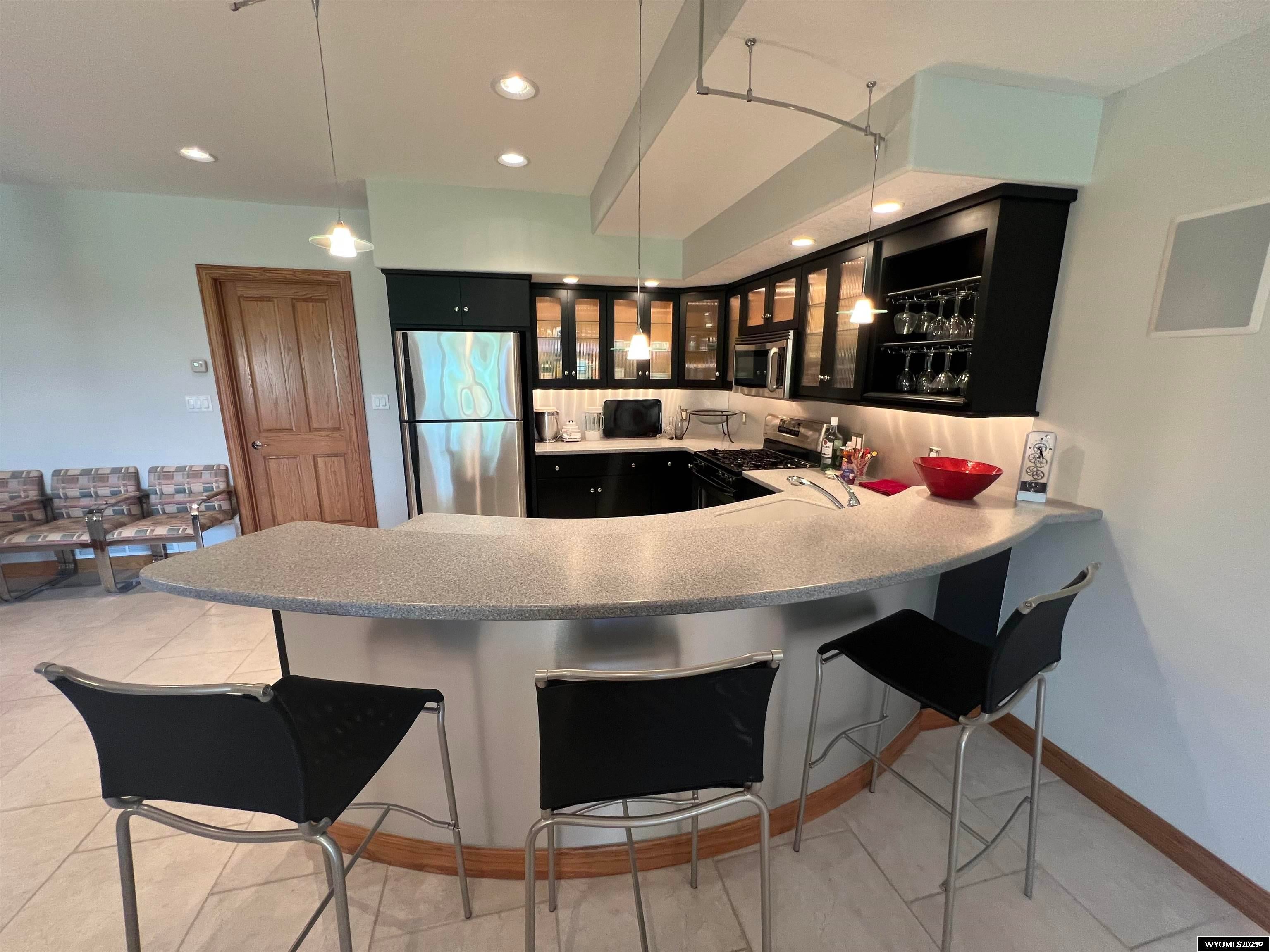 Riverton, Wyoming, 82501, United States, 5 Bedrooms Bedrooms, ,5 BathroomsBathrooms,Residential,Active,1859348