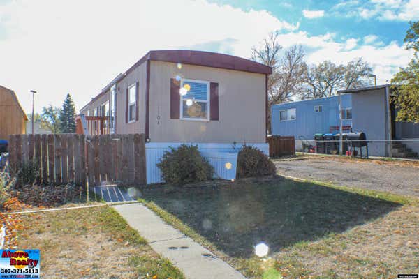 1104 LOG CABIN LN, GREEN RIVER, WY 82935 - Image 1