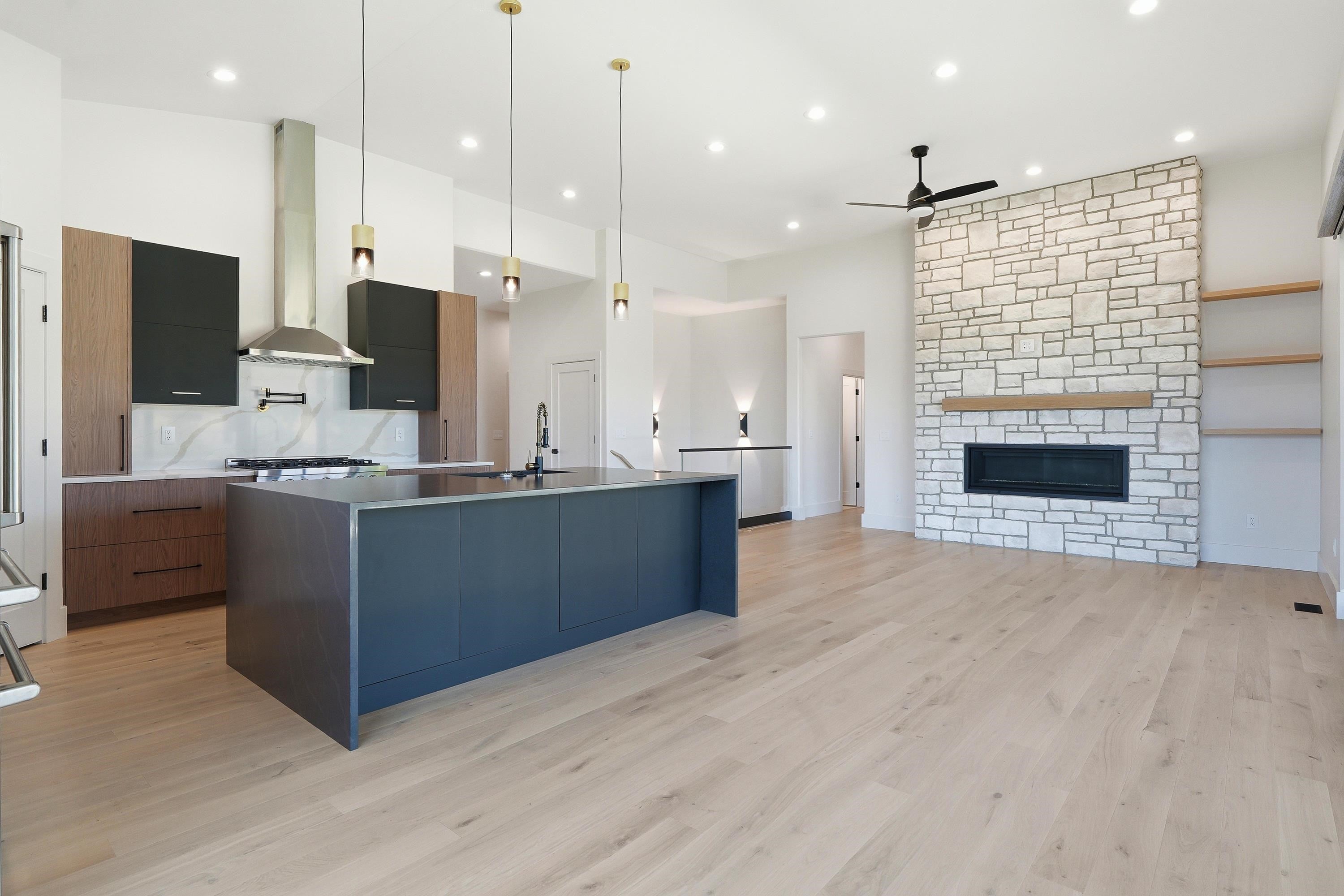 Casper, Wyoming, 82604, United States, 5 Bedrooms Bedrooms, ,4 BathroomsBathrooms,Residential,Active,2027065