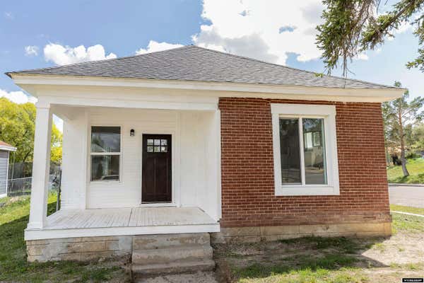 422 EMERALD ST, KEMMERER, WY 83101 - Image 1