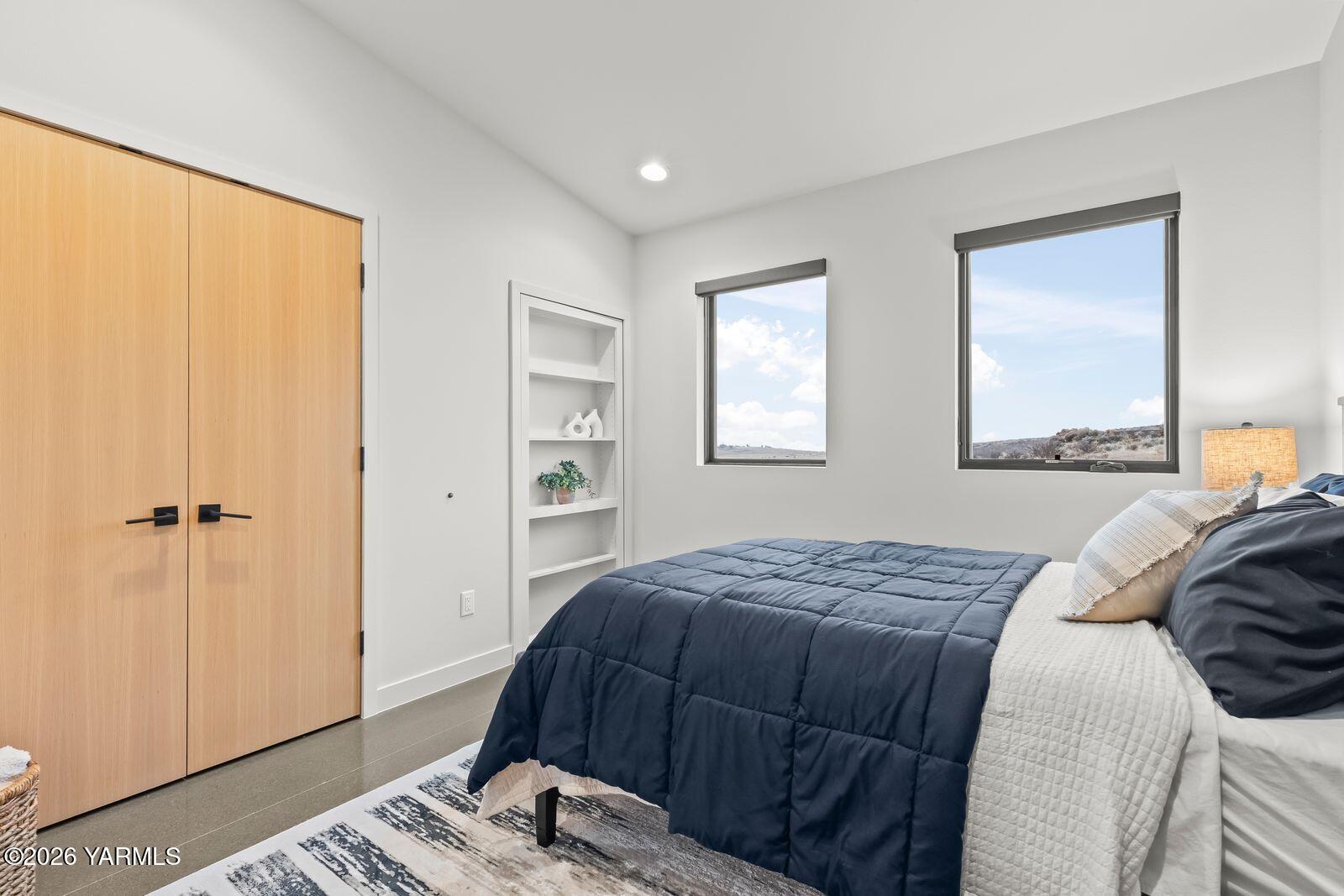 Yakima, Washington, 98908, United States, 4 Bedrooms Bedrooms, ,4 BathroomsBathrooms,Residential,Active,2011450