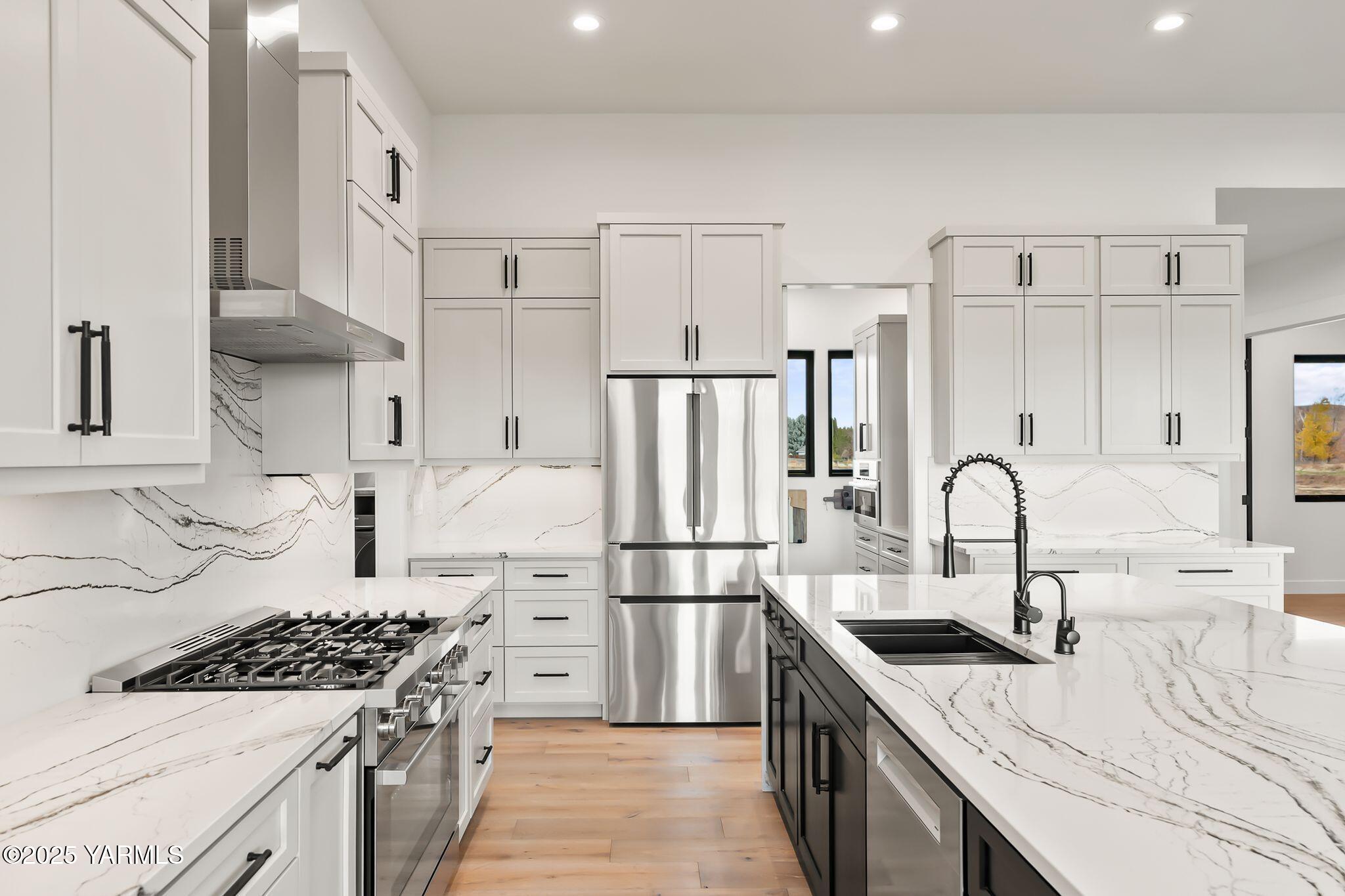 Yakima, Washington, 98908, United States, 4 Bedrooms Bedrooms, ,4 BathroomsBathrooms,Residential,Active,1993973