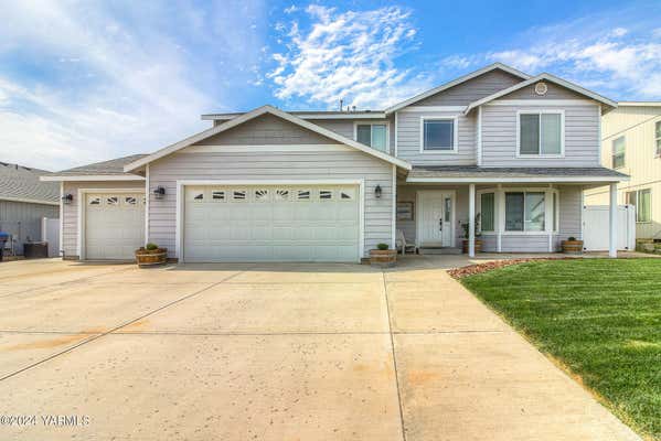 104 N GLACIER ST, MOXEE, WA 98936 - Image 1