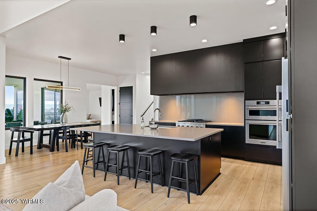 Yakima, Washington, 98908, United States, 4 Bedrooms Bedrooms, ,4 BathroomsBathrooms,Residential,Active,2008323