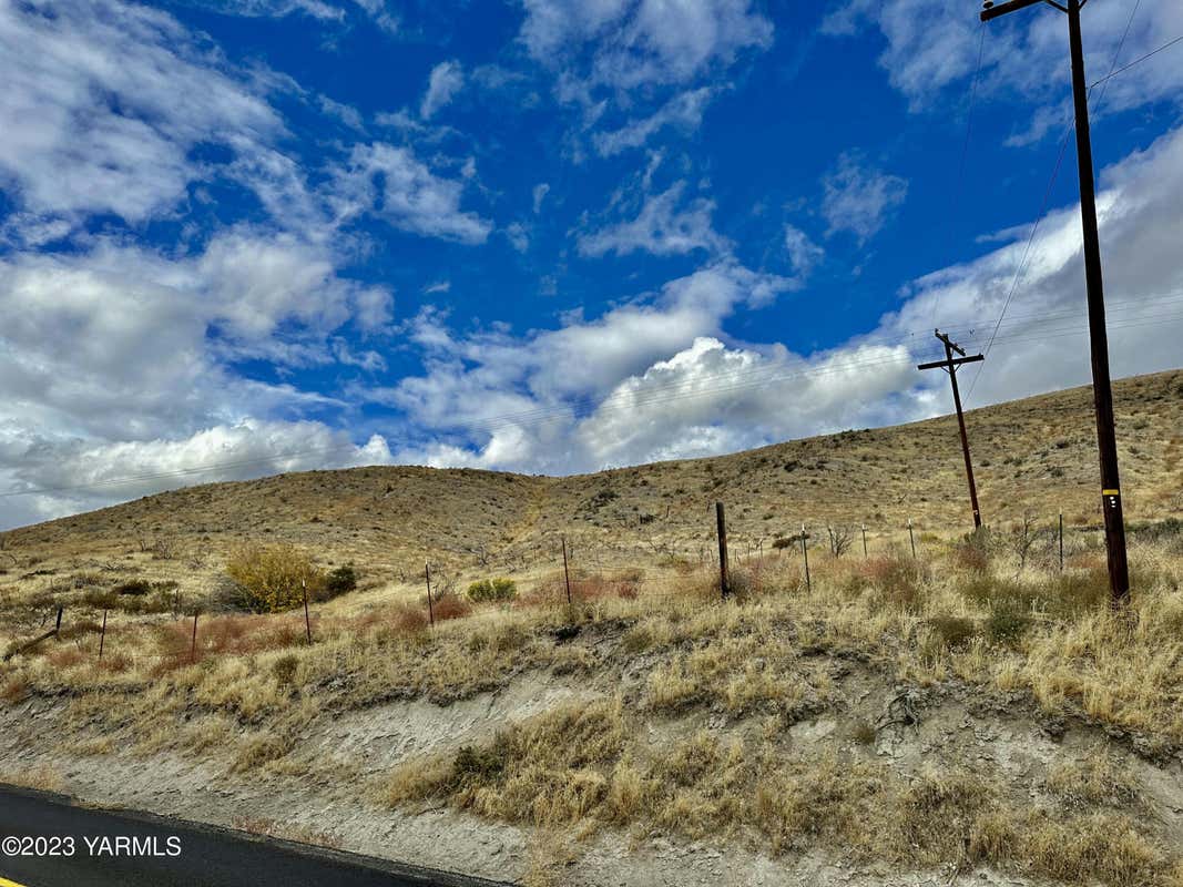 NKA N WENAS RD # LOT 2, SELAH, WA 98942, photo 1 of 6