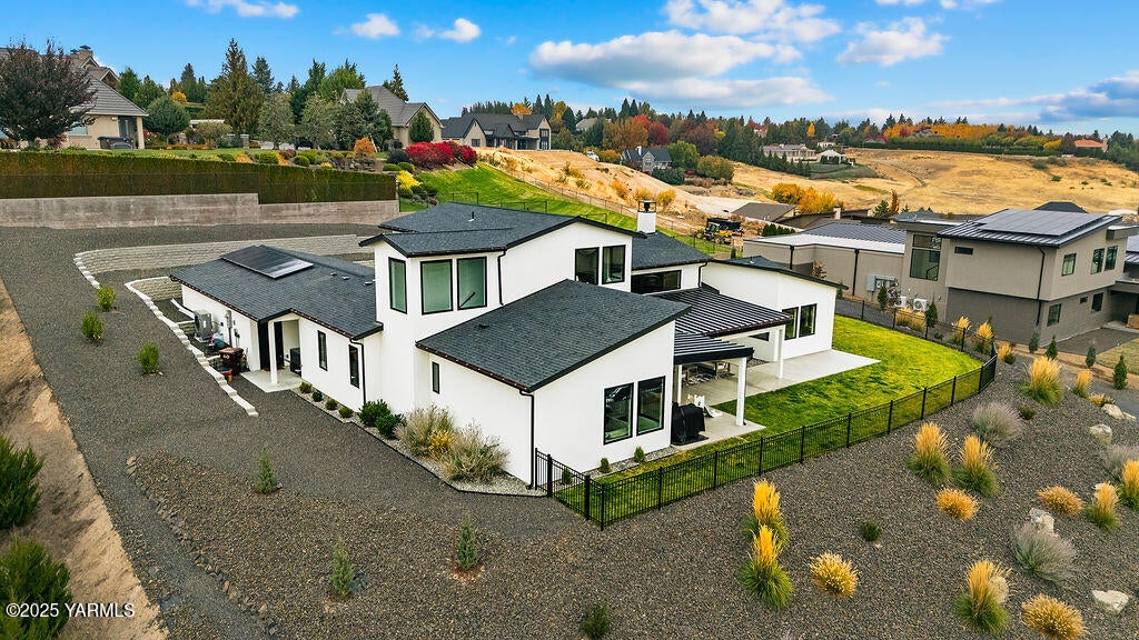 Yakima, Washington, 98908, United States, 4 Bedrooms Bedrooms, ,4 BathroomsBathrooms,Residential,Active,2008323