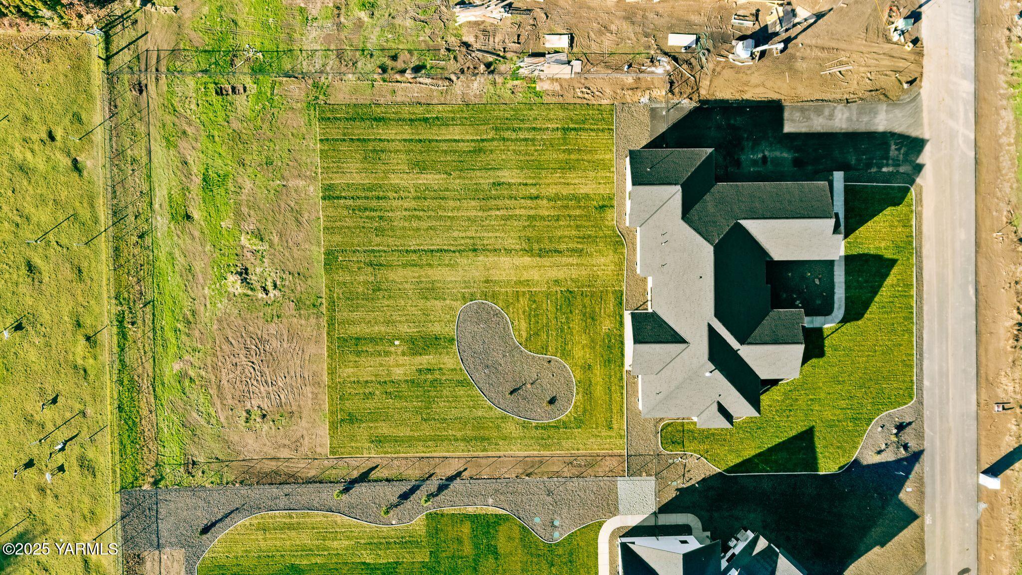 Yakima, Washington, 98908, United States, 4 Bedrooms Bedrooms, ,4 BathroomsBathrooms,Residential,Active,1993973