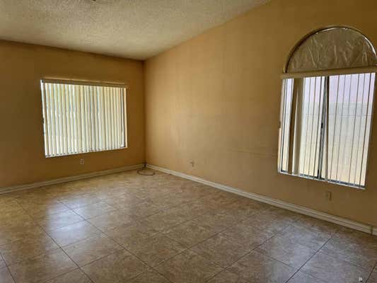 254 E LOS TRES HOMBRES ST, SAN LUIS, AZ 85336, photo 3 of 22