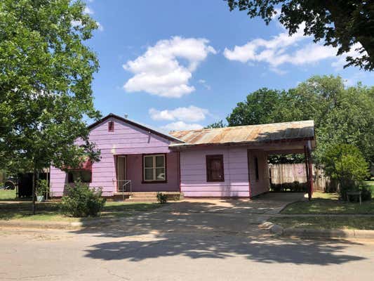 1304 DALHART ST, WELLINGTON, TX 79095 - Image 1