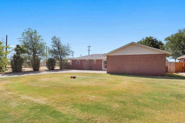 1001 NW 9TH ST, TULIA, TX 79088 - Image 1