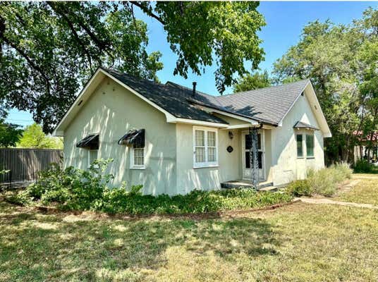 212 BARKLEY ST, SPEARMAN, TX 79081 - Image 1