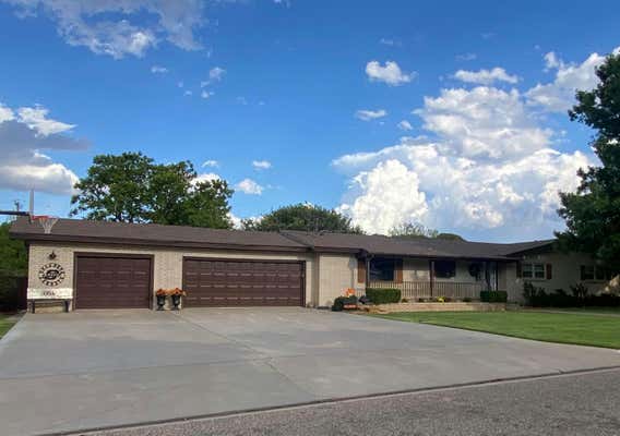 426 N AZALEA ST, BOOKER, TX 79005 - Image 1