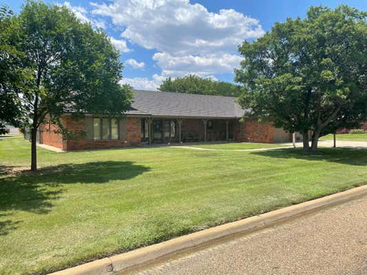 201 PECAN AVE, PANHANDLE, TX 79068 - Image 1