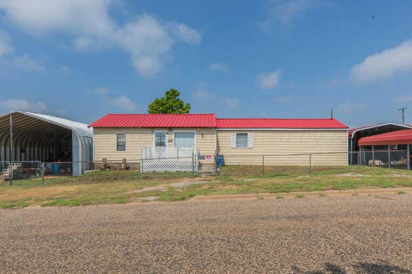 412 WILLIAMS AVE, STINNETT, TX 79083 - Image 1