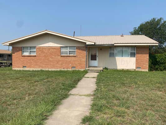 1120 BARKLEY ST, SPEARMAN, TX 79081 - Image 1