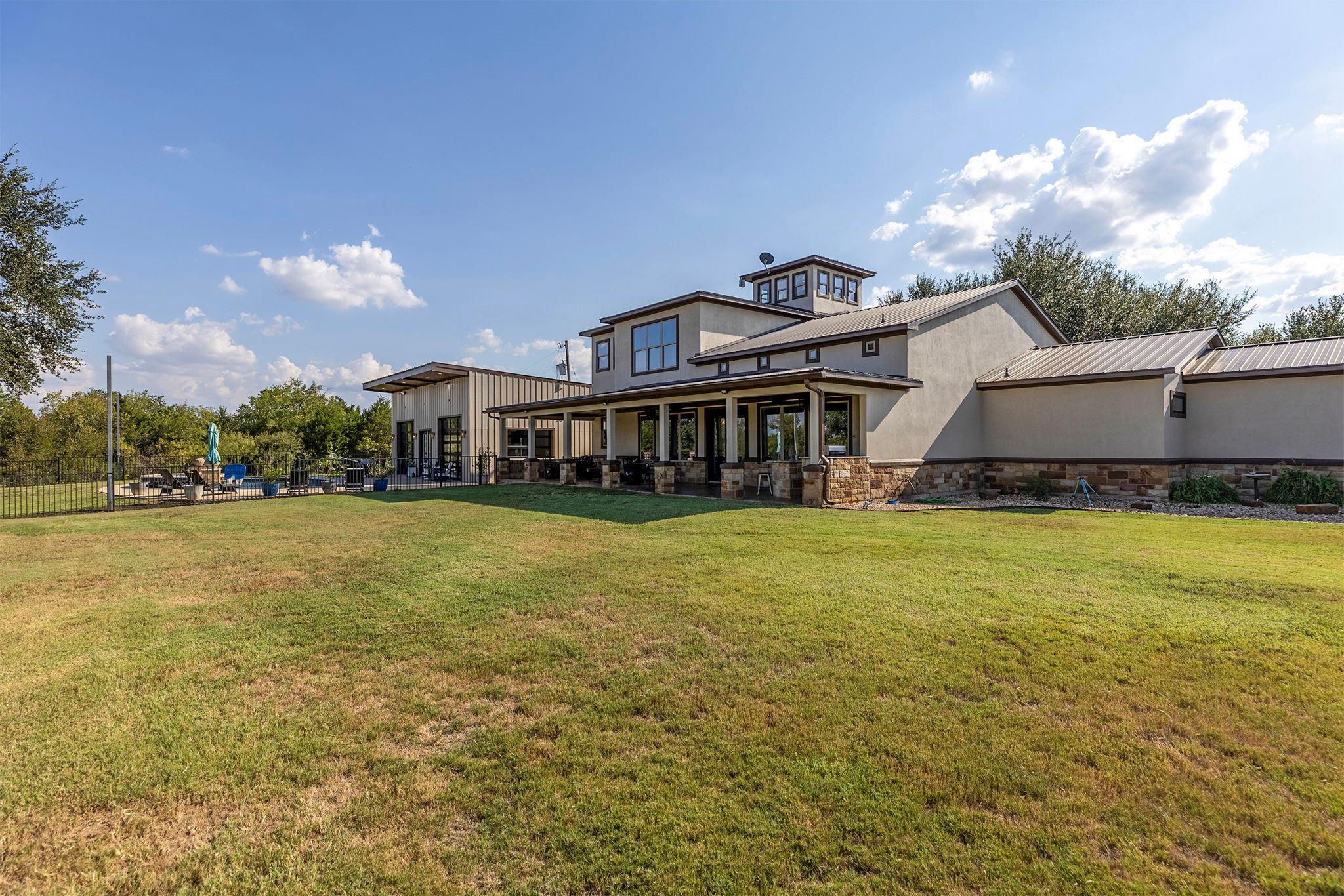 Elgin, Texas, 78621, United States, 5 Bedrooms Bedrooms, ,4 BathroomsBathrooms,Residential,Active,1945098