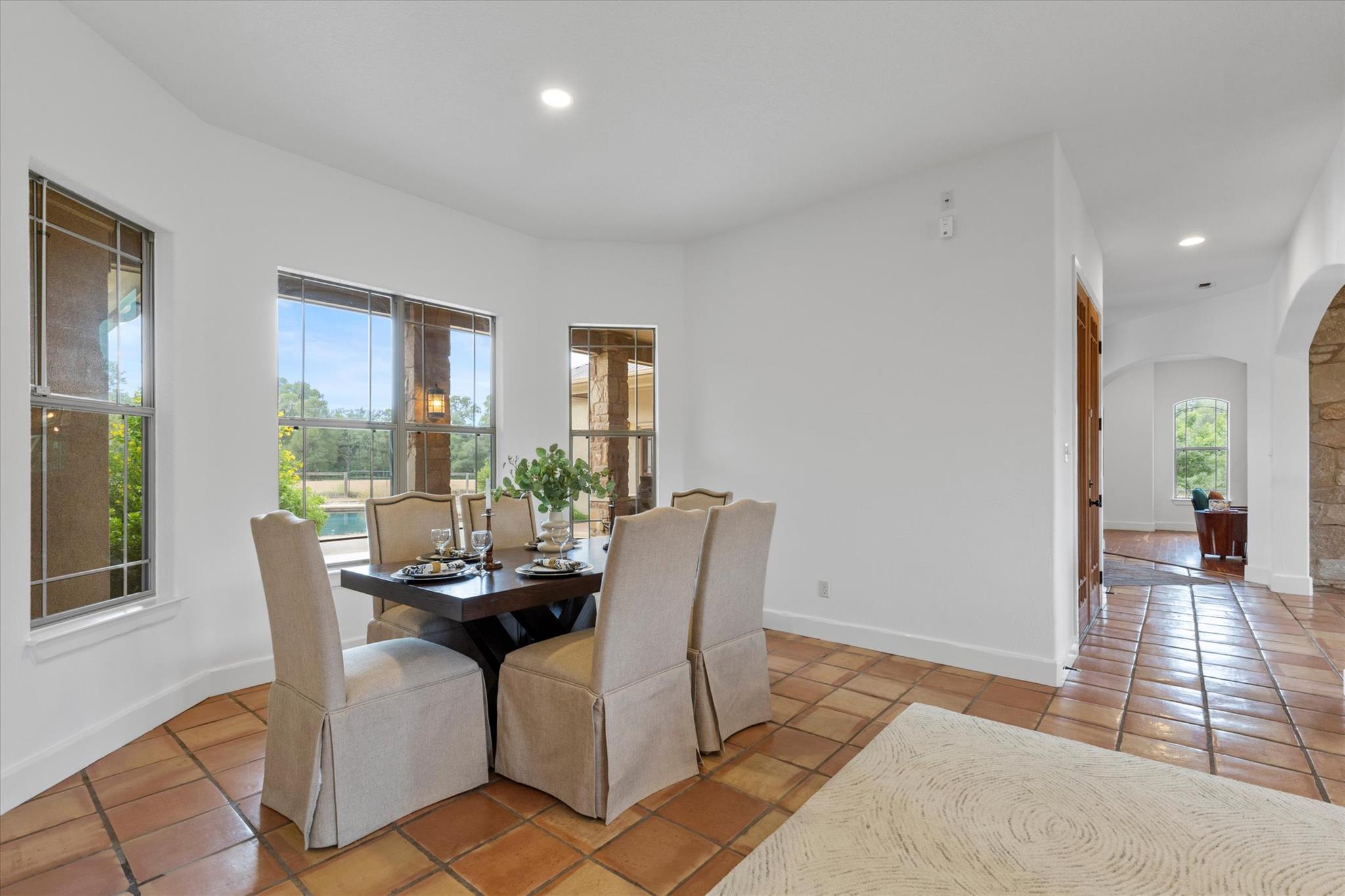 Smithville, Texas, 78957, United States, 4 Bedrooms Bedrooms, ,3 BathroomsBathrooms,Residential,Active,1933712