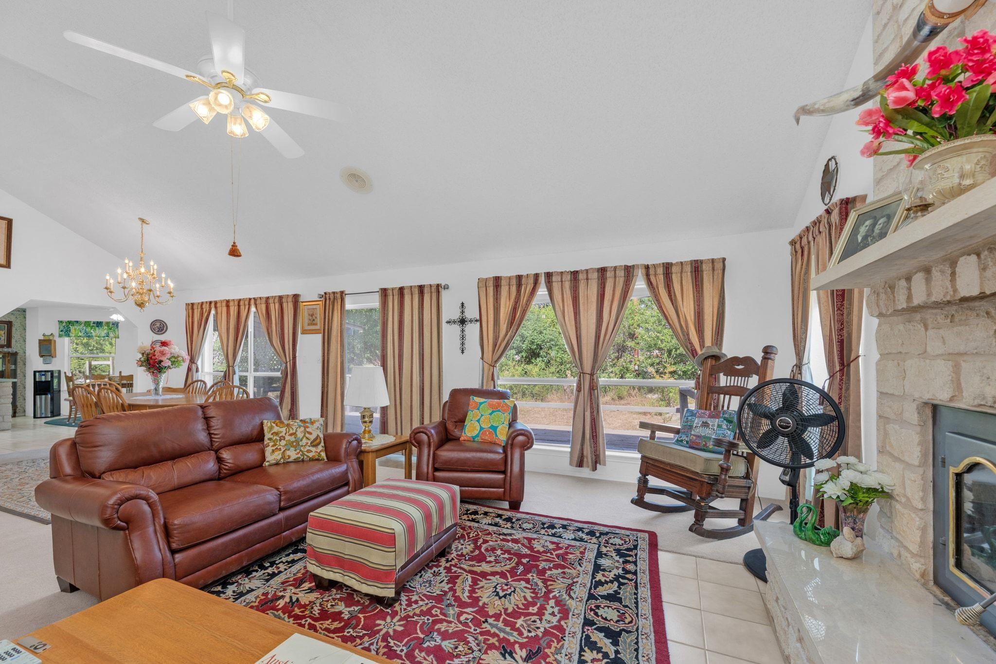 Round Rock, Texas, 78681, United States, 2 Bedrooms Bedrooms, ,3 BathroomsBathrooms,Residential,Active,1945465