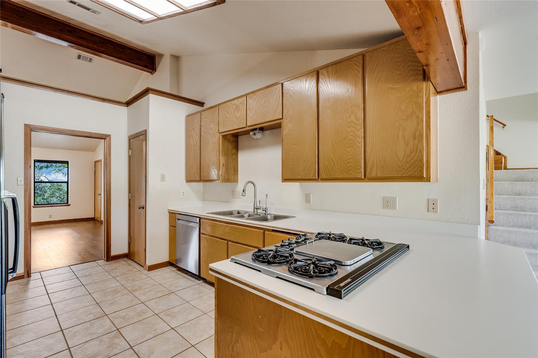 Spicewood, Texas, 78669, United States, ,3 BathroomsBathrooms,Residential,Active,1832331