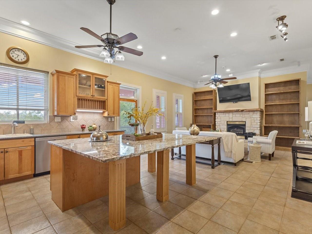 Bastrop, Texas, 78602, United States, ,6 BathroomsBathrooms,Residential,Active,1702572